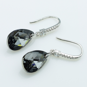 XUPING Серьги Родий Камни Swarovski Высота 3.4см, Ширина 1см